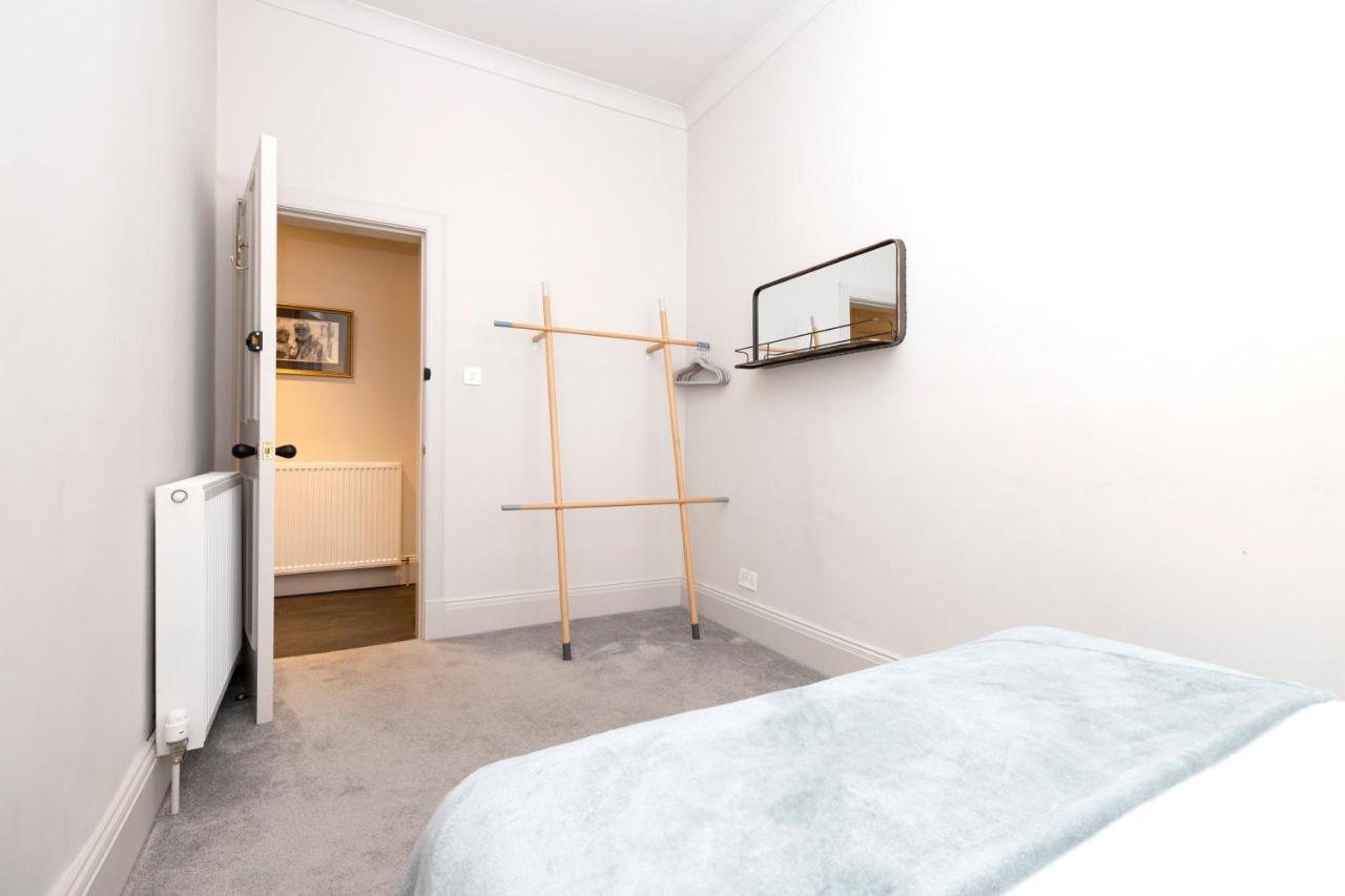 Joivy Sophisticated Apt Near Edinburgh Castle Экстерьер фото